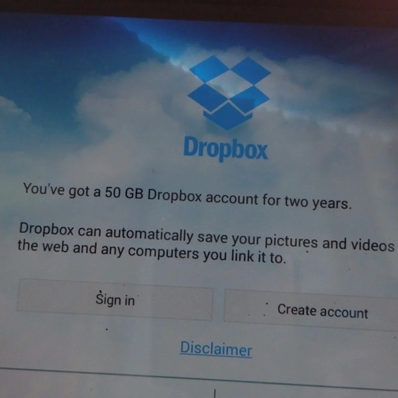 Samsung Galaxy smt310 tablet - Picture 2 of 3